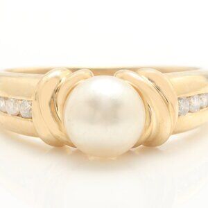 0.13 Ct Natural 6.89 mm Freshwater Pearl and Diamond 14K Solid Yellow Gold Ring